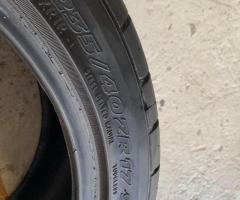 Toyo R1R 235/40/17 ปี 4220