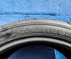 235/40R18 YOKOHAMA ADVAN A048