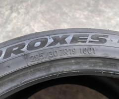 TOYO R888R 295/30/19 ปี17  1 คู่