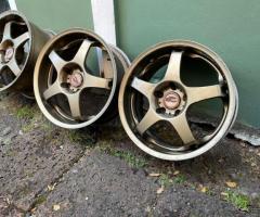 ล้อ cirlcar GTA 17”5-114.3 8/9 off35/38