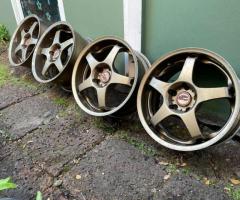 ล้อ cirlcar GTA 17”5-114.3 8/9 off35/38