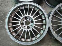 ขายล้อแท้ Alpina 16*7(+28)4/100 ไม่มีฝา ล้อไม่มีแตกร้าว