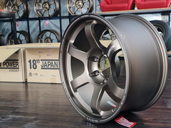 ล้อใหม่ Rays Volkracing Te37 Progressive II 18x9+0 6-139.7