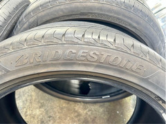 ยาง% BRIDGESTONE ขอบ20” (4เส้น) 245/40/20 ปี15  ยางJapan